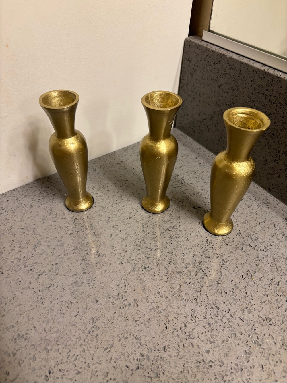 Design Shop Henna Budvase
Set of 3 - 2"x 6" -Set of 3